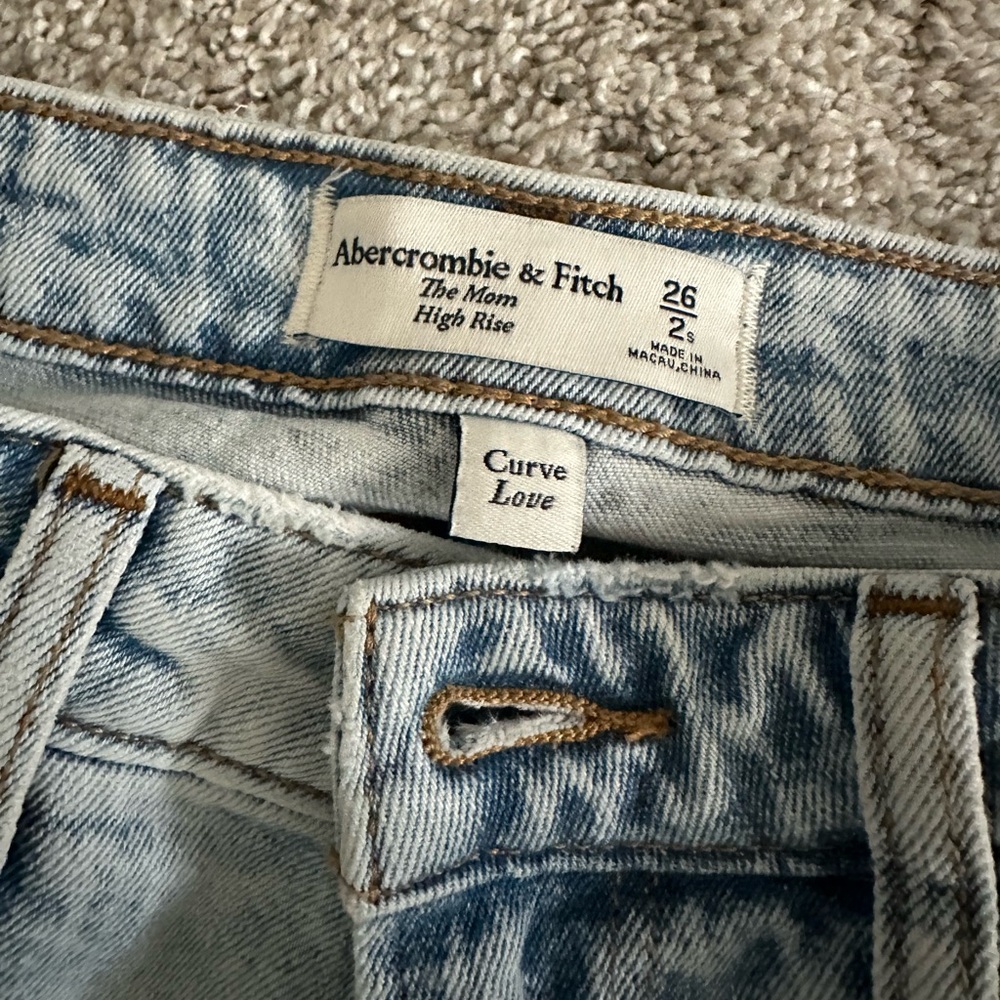 Abercrombie Jeans - Picture 3 of 3